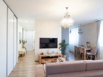 Kompletne zrekonštruovaný 3-izbový byt s balkónom v obci Banská Belá na predaj