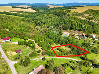 Stavebný pozemok 1560 m2 blízko kúpeľného mesta Dudince